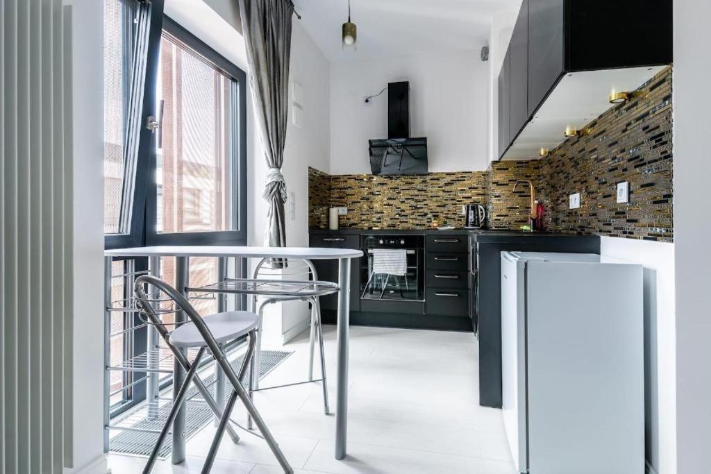 Oxygen Wronia - Browary Warszawskie - P&O Serviced Apartments Warschau Buitenkant foto